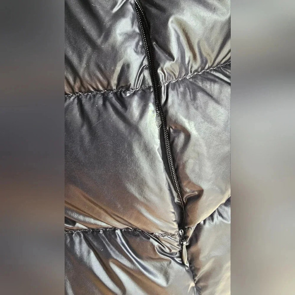 BCBG Ultra Light Down Filled Jacket Warm Winter Gloss  Black Packable size XL - Picture 4 of 10